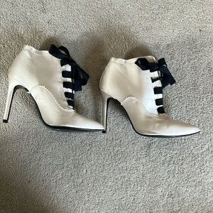 Pedro Garcia satin shoes.  Made in Spain.  Size 8 or euro 39.